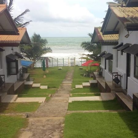 Ramon Beach Resort Ambalangoda  Exterior photo
